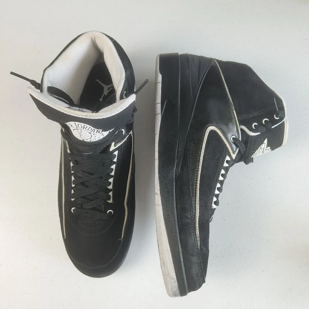 Jordan 2 Retro QF Black 2010 men's sports shoes size 13 style 395709-001. used d